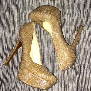 Jessica Simpson Gold Heels 8.5